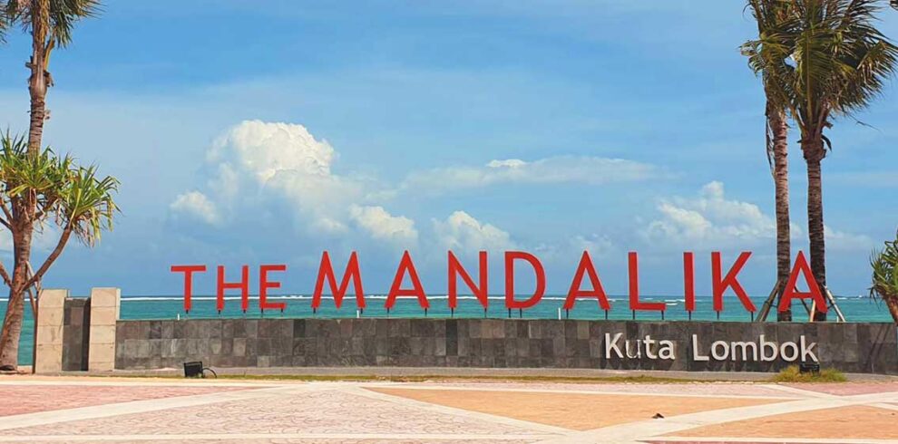 Pantai-Kuta-Mandalika1